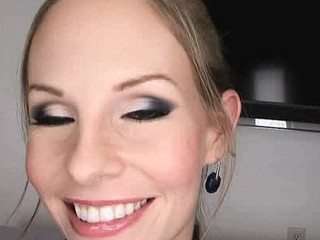 Gorgeous Aimee Gets Huge Face Full of Cum